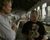 Walter Getreuer en Gijs Staverman in reptielenzoo serpo voor tv opnames